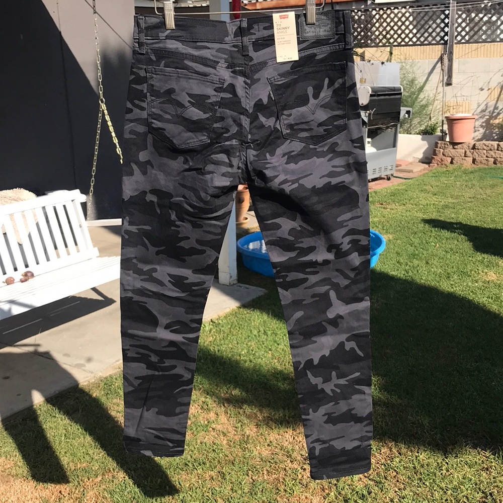 NWT Levi’s 711 Skinny Ankle Jeans 10 / 30 Camo - Picture 8 of 13